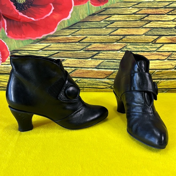 EVERYBODY SZ Moda  Ankle Heel Boots - Picture 1 of 8